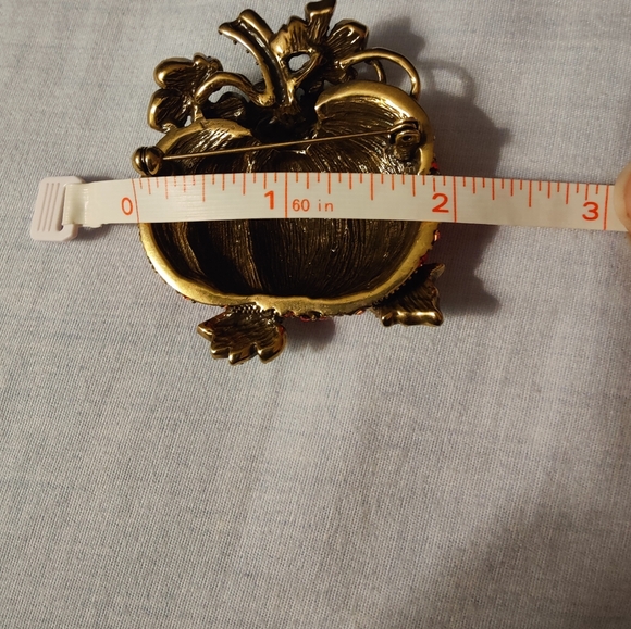 New off Park collection Crystal brooch pin pumpkin - Picture 4 of 6